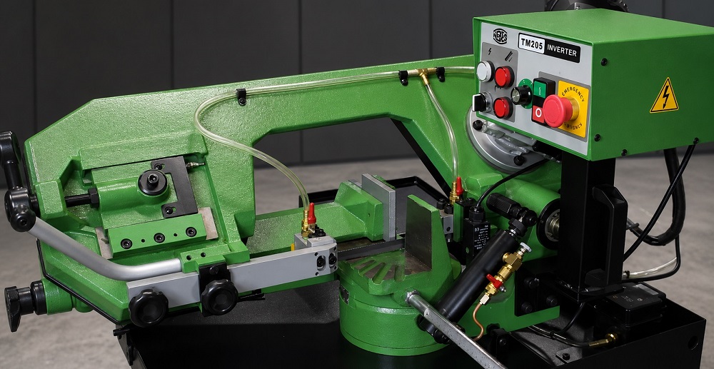 Horizontal metal-cutting band saws