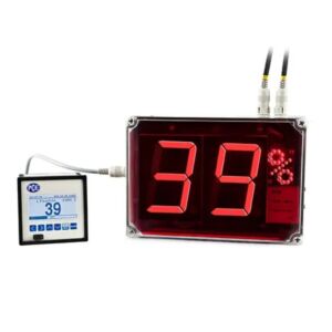PCE Instruments PCE-G1A Indicatore di temperatura con ampio display a LED per umidità e temperatura, protezione IP54, lettura a distanza fino a 50 m e uscite analogiche 4-20 mA per misurazioni precise
