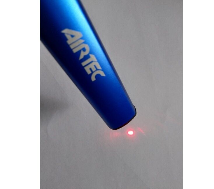19405500 AIRTEC Wiederaufladbare Laser- und UV-Stiftlampe mit Magnet und um 120° drehbarem Karabinerhaken