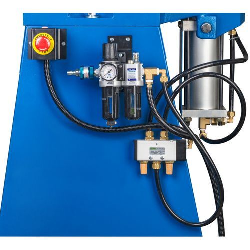 METALLKRAFT 3832150 Scantonatrice pneumatica a pedale per lamiere Modello AKM 150-2 P, dimensioni tavola 600x460mm