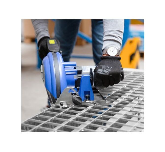 METALLKRAFT 3840231 Metallhandkreissäge für den Einsatz im Betriebe und auf Baustellen zum Schneiden von Aluminium, Stahl und Edelstahl, Modell HKS 230