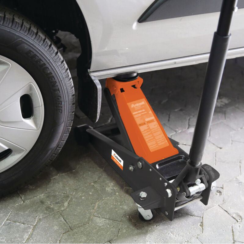 UNICRAFT 6201121 Silent Trolley Jack SRWH 3001 SIL, capacity 3t, high stability and efficiency with dual-piston pump and polyurethane wheels