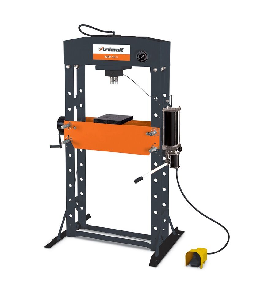 UNICRAFT 6300050 Pressa idraulica regolabile in 8 posizioni con pompa idraulica manuale e pneumatica a pedale, forza di compressione 50t, modello WPP 50 E