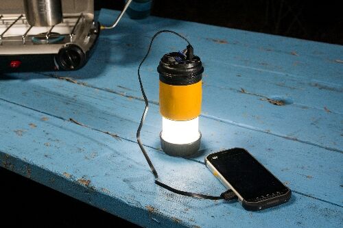 Caterpillar CAT LIGHT CT6515 Lampada di servizio compatta ed estensibile 225 Lumen con ricarica USB e funzione power bank