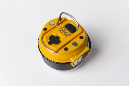 Caterpillar CAT LIGHT CT6525 Micro-lampada di servizio 200 Lumen con ricarica USB e funzione power bank, distanza fascio 15 metri