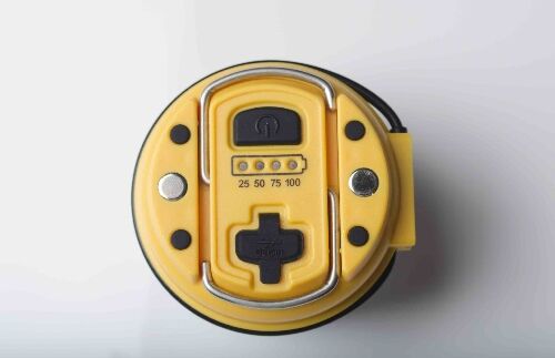 Caterpillar CAT LIGHT CT6525 Micro-lampada di servizio 200 Lumen con ricarica USB e funzione power bank, distanza fascio 15 metri