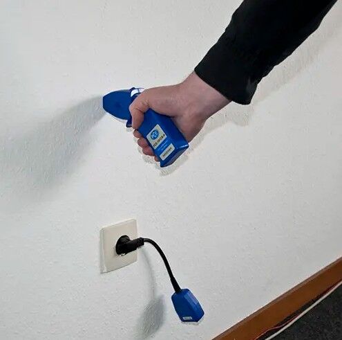 PCE Instruments PCE-191 CB Detector for live cables and lines in walls and cable ducts, voltage range from 200 to 240 V AC