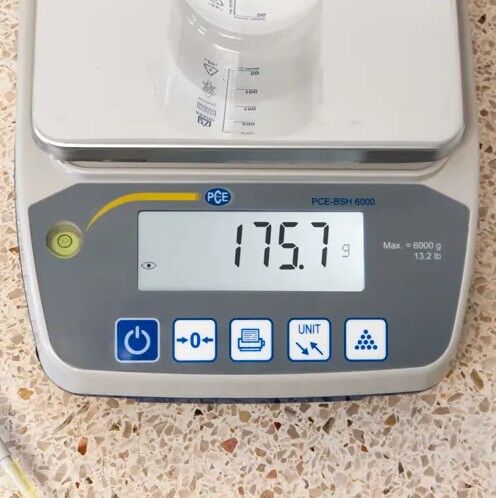 PCE Instruments PCE-BSH 6000 Bilancia per casa con possibilità di calibrazione fino a 6kg, funzione conta pezzi, risoluzione 0.1g