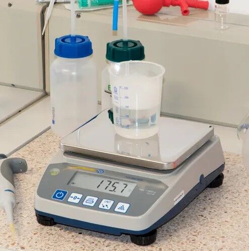 PCE Instruments PCE-BSH 6000 Bilancia per casa con possibilità di calibrazione fino a 6kg, funzione conta pezzi, risoluzione 0.1g