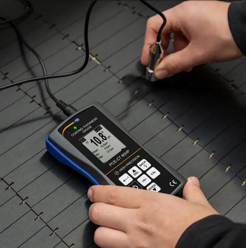 PCE Instruments PCE-CT 80HP-FN2D5 Analizzatore di superficie ad alta precisione per rivestimenti Fe/NFe, range 0-2500 µm, memoria 2000 valori, allarme valori limite, opzione ISO