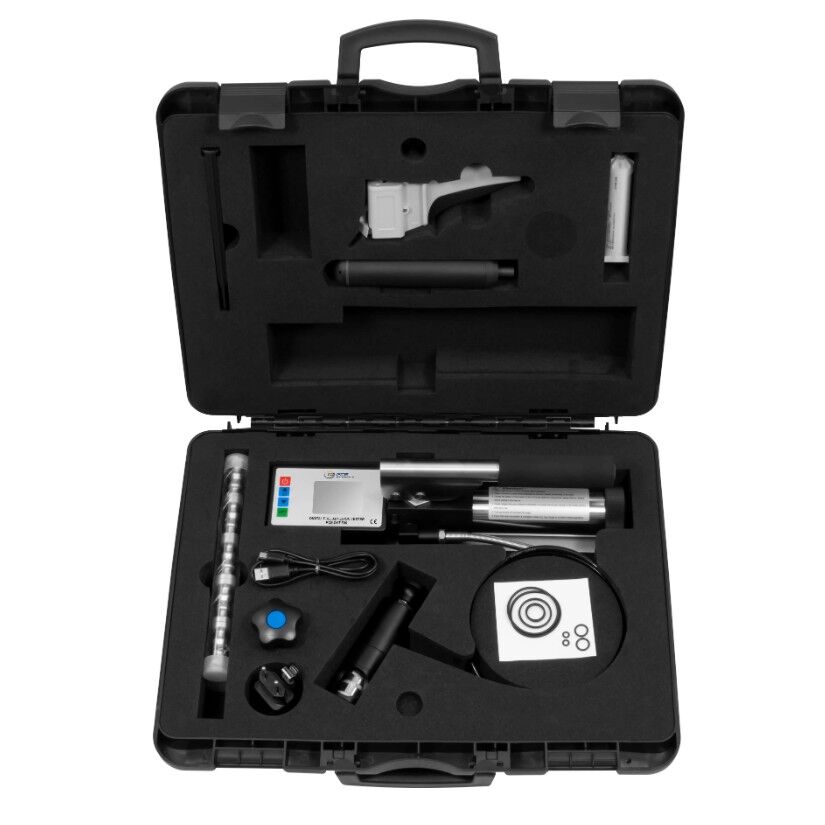 PCE Instruments PCE-DAT 500 Portable adhesion meter with self-aligning head, hand pump, CSV memory and USB interface complying with ISO 4624, ASTM D4541 and GB/T 5210