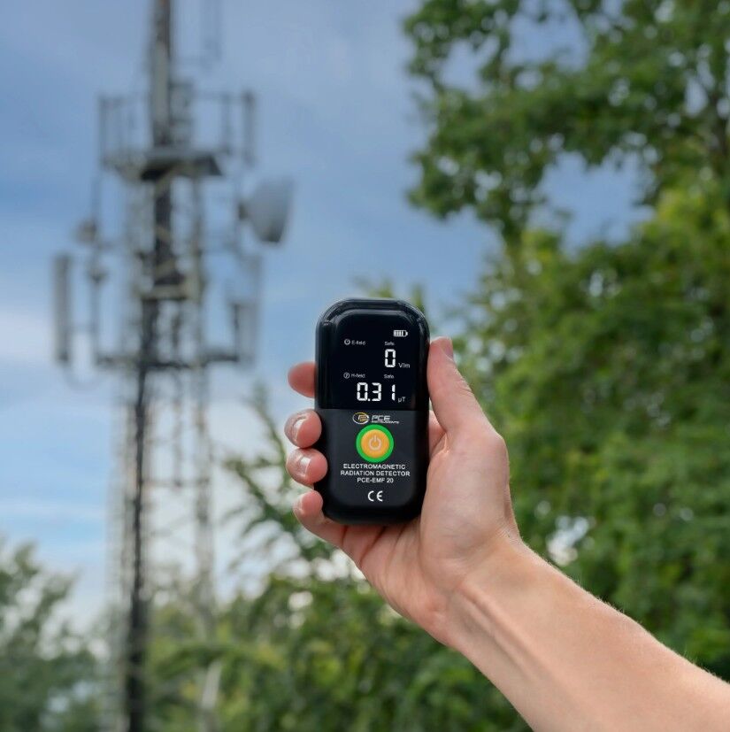 PCE Instruments PCE-EMF 20 Radiometro per la misurazione simultanea dei campi elettrici e magnetici, campo di misura da 1 a 1999 V/m