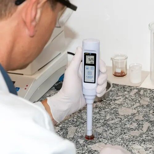 PCE Instruments PCE-PH 28L pHmetro per misurazione liquidi viscosi, compensazione termica automatica,campo di misura da -1 a 15ph, risoluzione 0.01 ph