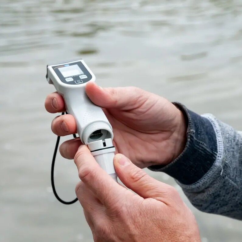 PCE Instruments PCE-PH 30 Piaccametro portatile per pH, conducibilità, TDS, Redox e temperatura con sensori intercambiabili e compensazione automatica