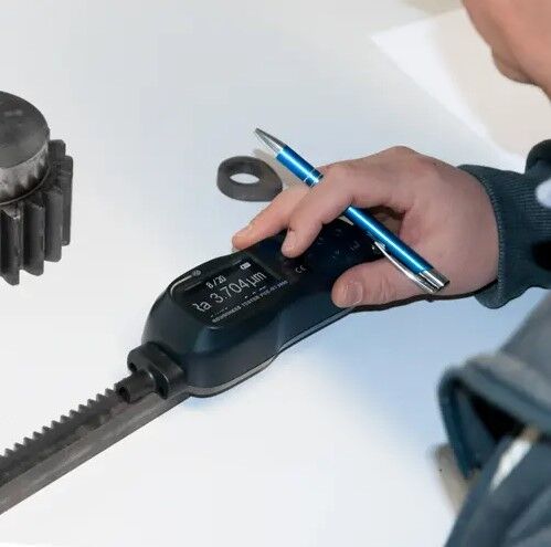 PCE Instruments PCE-RT 2000BT Rugosimetro Bluetooth portatile con interfaccia Micro USB, raggio dello stilo del tastatore 5 µm