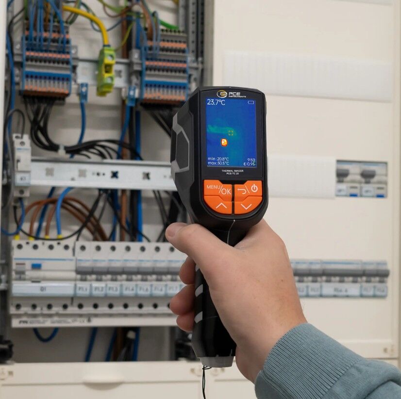 PCE Instruments PCE-TC 20 Termocamera professionale per edilizia e manutenzione con alta sensibilità termica, range di misura da -20 a +400°C