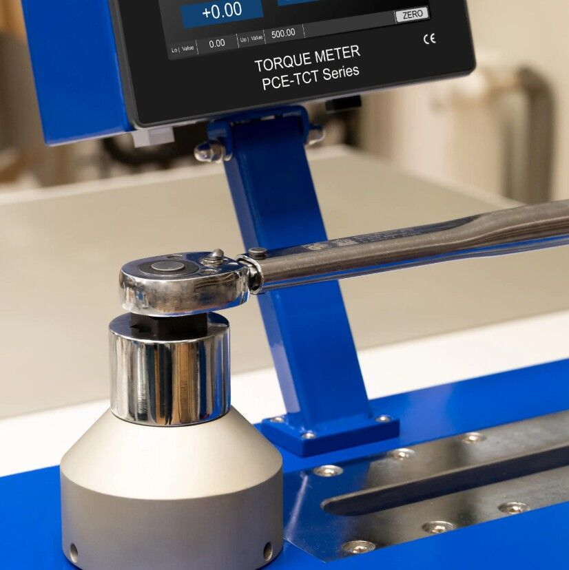 PCE Instruments PCE-TCT 2000 Misuratore di coppia professionale con display 7'', USB/ethernet, adattatore multiuso, registrazione picchi e grafici live per industria e QA