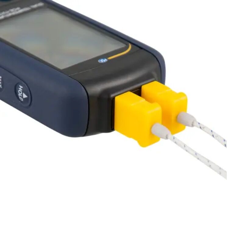 PCE Instruments Termometro digitale a contatto PCE-T312N con doppio canale T1/T2 per termocoppie K e J, funzione differenziale e display retroilluminato