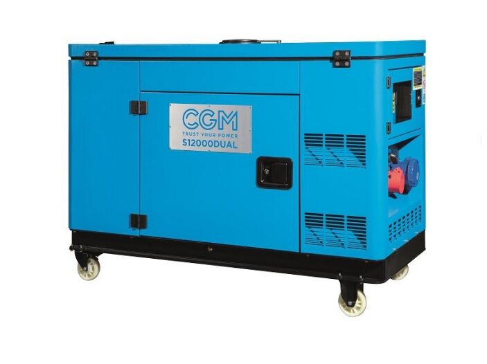 CGM S12000DUAL Schallgedämpftes Diesel-Stromgenerator 9.6kW Doppelte Verwendung durch Trennschalter 400V oder 230V. elektrischem Startsystem und Spannungsstabilisator AVR