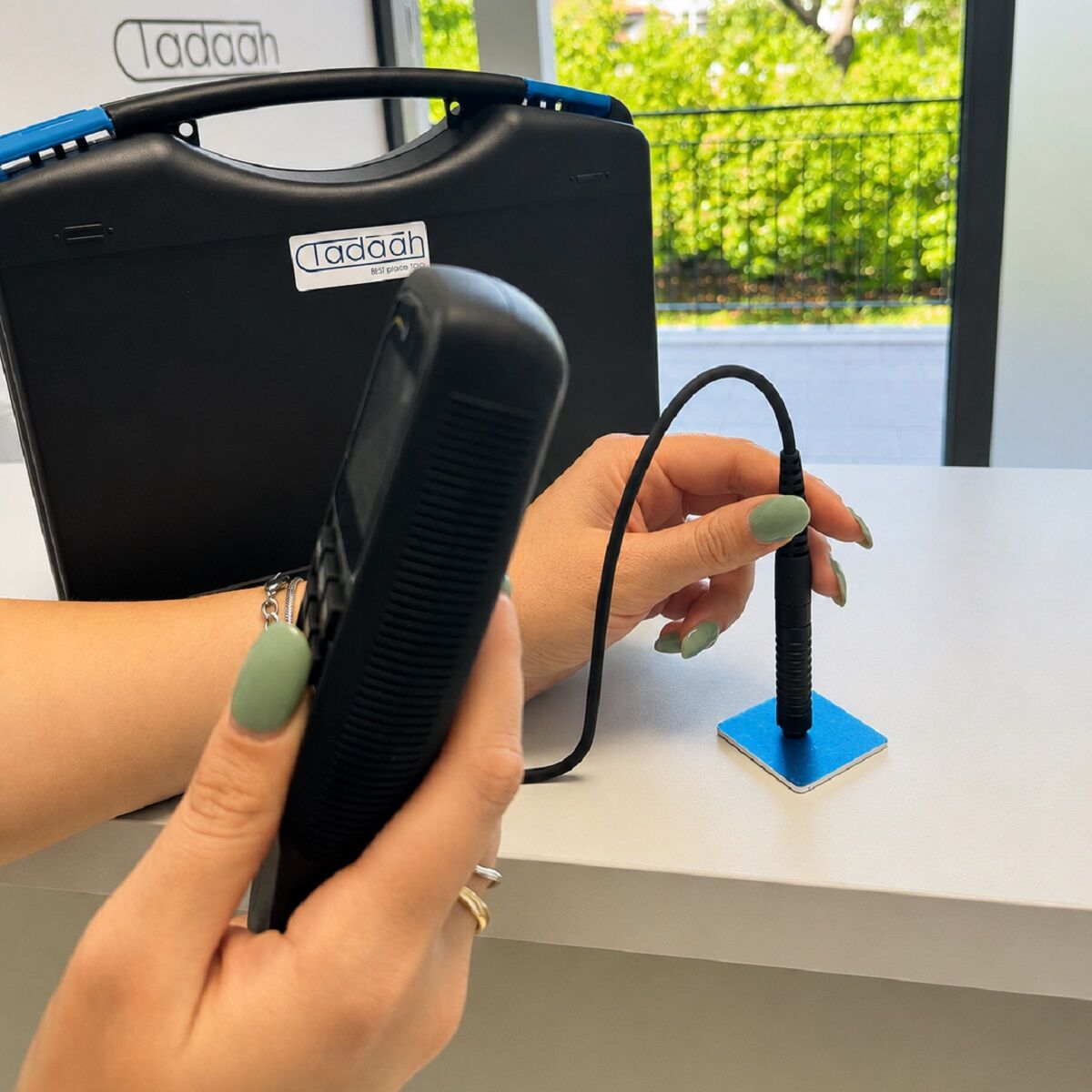 PCE Instruments PCE-CT 27FN Tester per superfici per la misura dei rivestimenti su materiali metallici ferrosi o non ferrosi, range di misura da 50 a 1250 µm